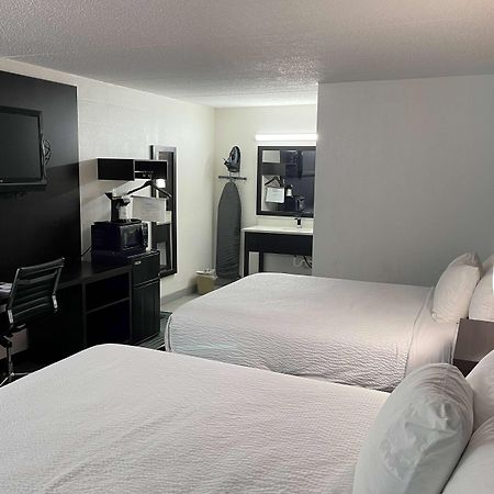 Days Inn By Wyndham Calhoun Ga I-75 And Us-41 Экстерьер фото